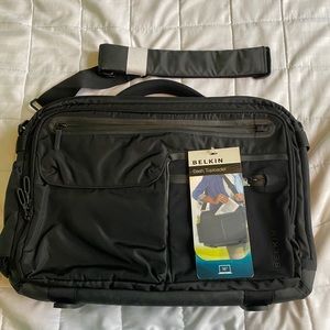 Belkin Black Travel Messenger Bag Dash Toploader